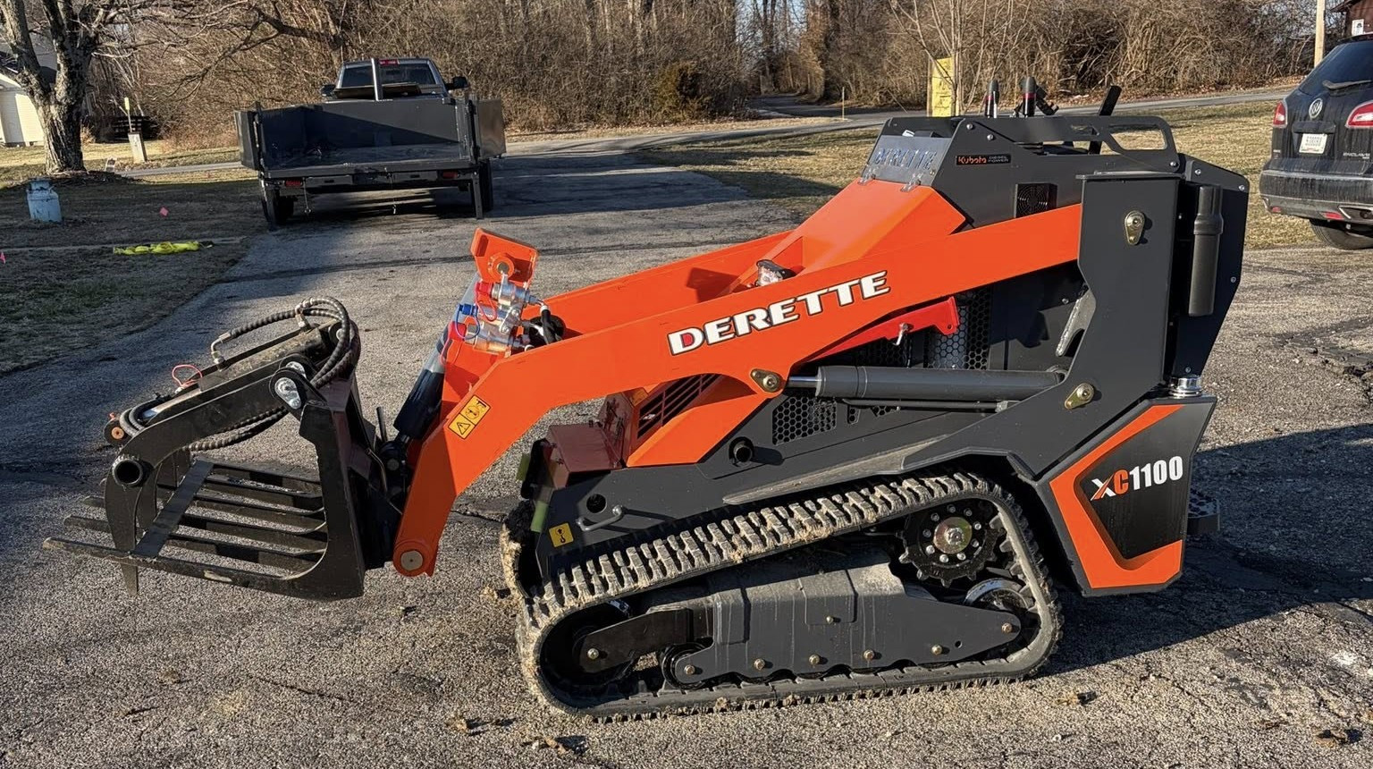 stump grinding machine in action
